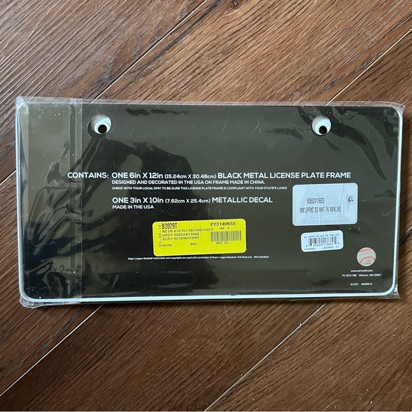 NWT Miami Marlins Chrome Metal License Plate Frame Auto Auto Pack 12 X 16 inch - Picture 5 of 8